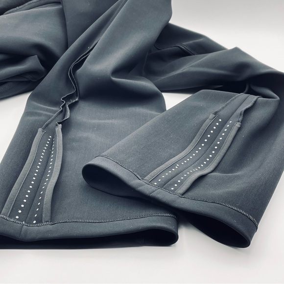 Lululemon On The Move Athletic Pants - Picture 8 of 15